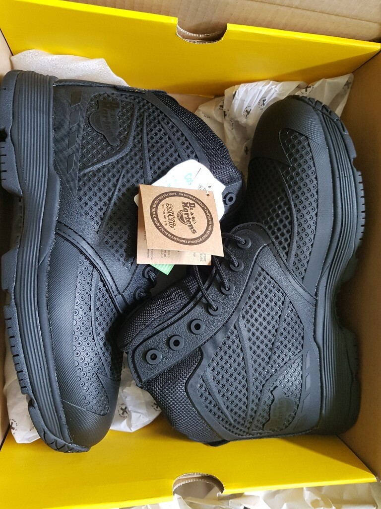 dr martens corvid